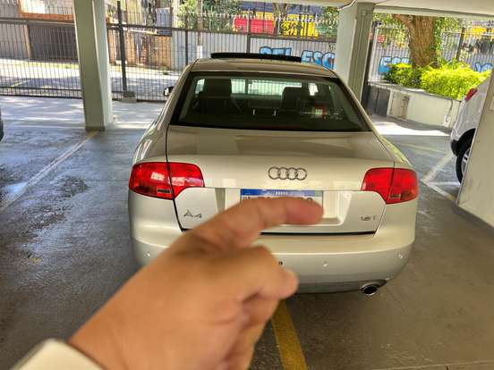 AUDI-A4-2005