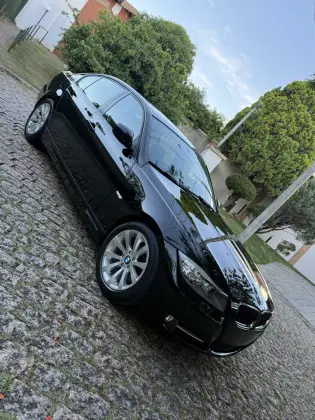 BMW 320i 2.0 JOY 16V GASOLINA 4P AUTOMÁTICO
