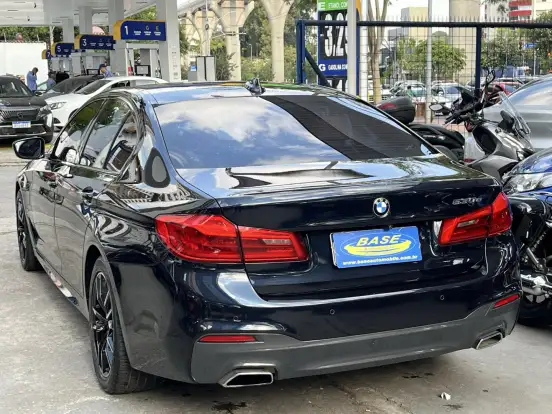 BMW-530e-2.0 16V TWINPOWER HÍBRIDO M SPORT AUTOMÁTICO BMW-530e-2019