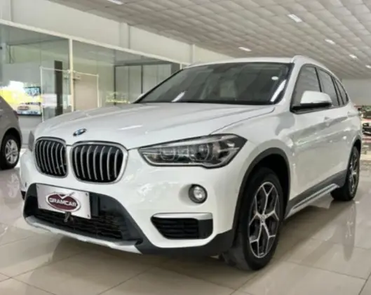BMW X1 2.0 16V TURBO ACTIVEFLEX SDRIVE20I X-LINE 4P AUTOMÁTICO