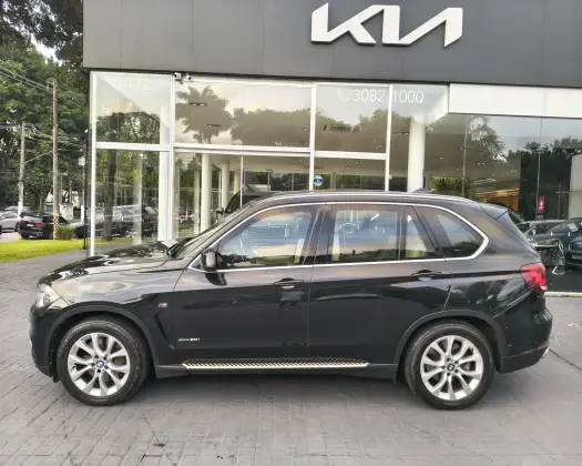 BMW X5 4.4 V8 TURBO GASOLINA XDRIVE50I SECURITY AUTOMÁTICO