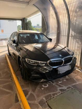 BMW 320i 2.0 16V TURBO GASOLINA M SPORT AUTOMÁTICO