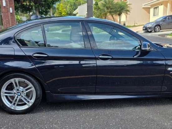 BMW-528i-2.0 M SPORT 16V GASOLINA 4P AUTOMÁTICO BMW-528i-2015