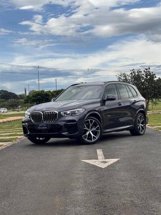 Imagem de BMW X5 3.0 I6 TURBO HÍBRIDO XDRIVE45E M SPORT AUTOMÁTICO
