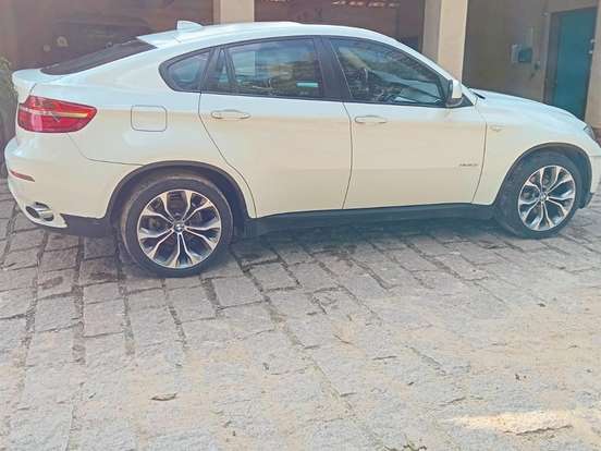 BMW-X6-3.0 35I 4X4 COUPÉ 6 CILINDROS 24V GASOLINA 4P AUTOMÁTICO BMW-X6-2012