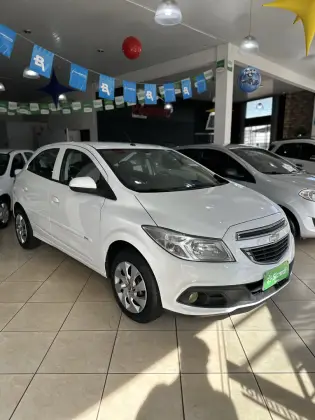CHEVROLET ONIX 1.0 MPFI LT 8V FLEX 4P MANUAL