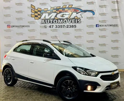 CHEVROLET ONIX 1.4 MPFI ACTIV 8V FLEX 4P AUTOMÁTICO