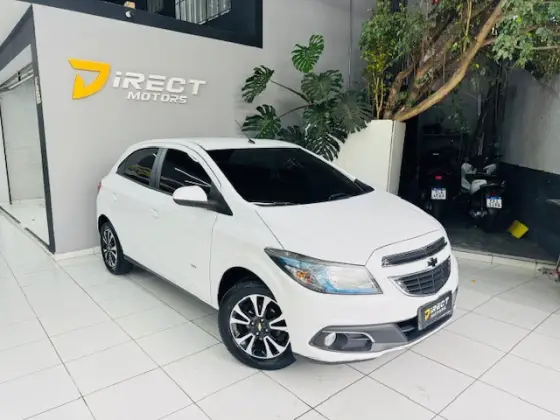 CHEVROLET ONIX 1.4 MPFI LTZ 8V FLEX 4P AUTOMÁTICO CHEVROLET ONIX 1.4 MPFI LTZ 8V FLEX 4P AUTOMÁTICO