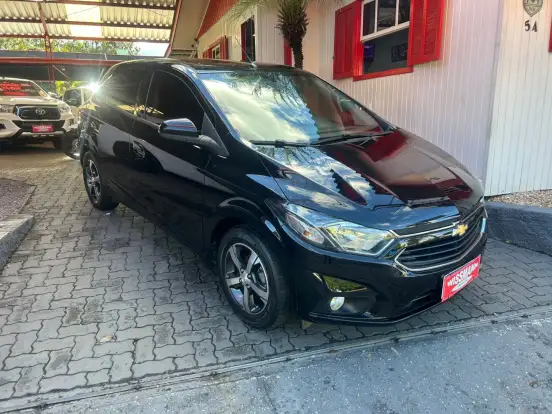 CHEVROLET-ONIX-2018