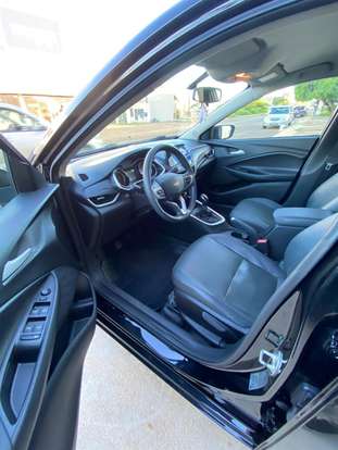 CHEVROLET-ONIX-2020