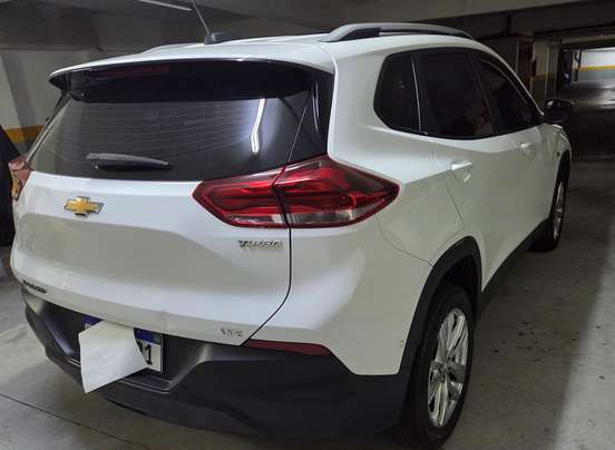 CHEVROLET-TRACKER-2020