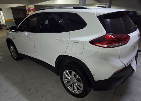 CHEVROLET-TRACKER-2020
