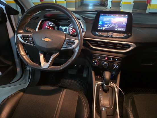CHEVROLET-TRACKER-2020