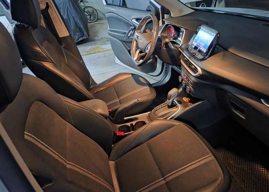 CHEVROLET-TRACKER-2020