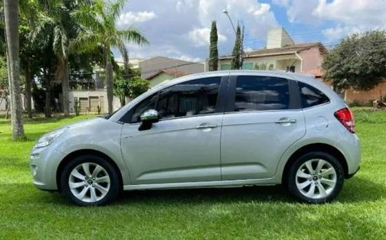 CITROËN C3 1.6 EXCLUSIVE 16V FLEX 4P AUTOMÁTICO