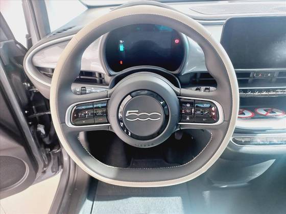 /en/city/cate-car-used-car/fiat-500e-2022-icon-electric-43310605794345984/-9