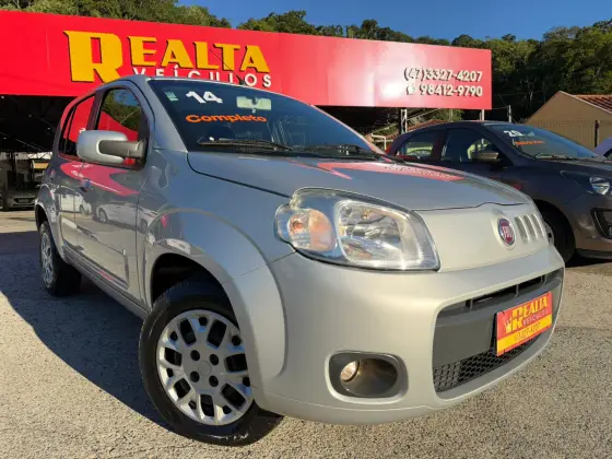 FIAT UNO 1.0 EVO VIVACE 8V FLEX 4P MANUAL