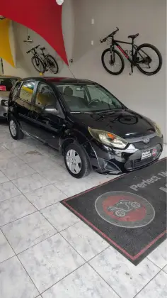 FORD FIESTA 1.0 ROCAM SE 8V FLEX 4P MANUAL