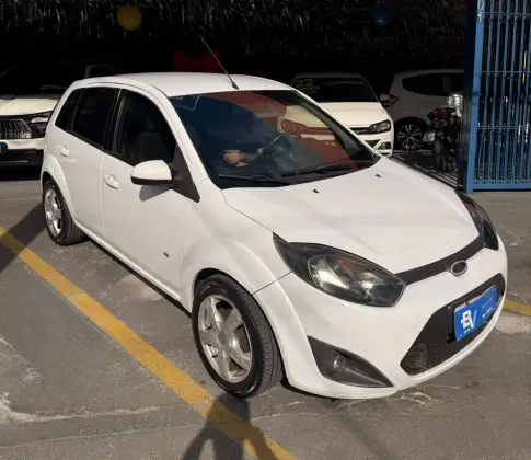 FORD FIESTA 1.6 SE HATCH 16V FLEX 4P MANUAL