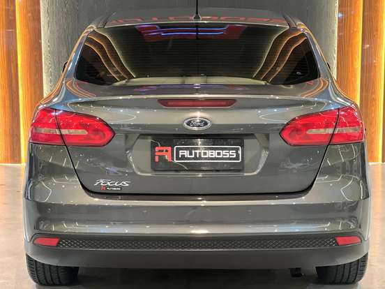 FORD-FOCUS-2.0 SE 16V FLEX 4P POWERSHIFT FORD-FOCUS-2017