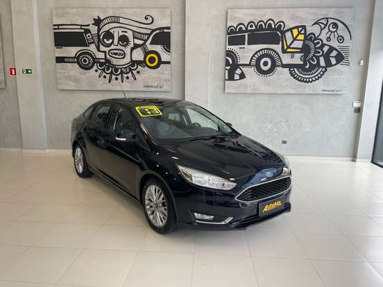 FORD-FOCUS-2017