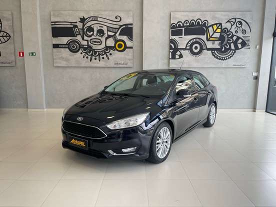 FORD-FOCUS-2017