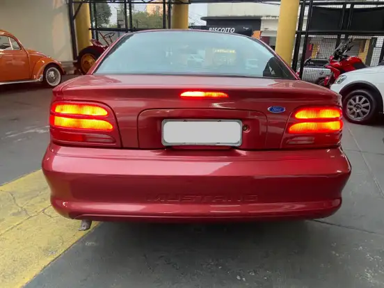 FORD-MUSTANG-3.8 V6 GASOLINA 2P AUTOMÁTICO FORD-MUSTANG-1995