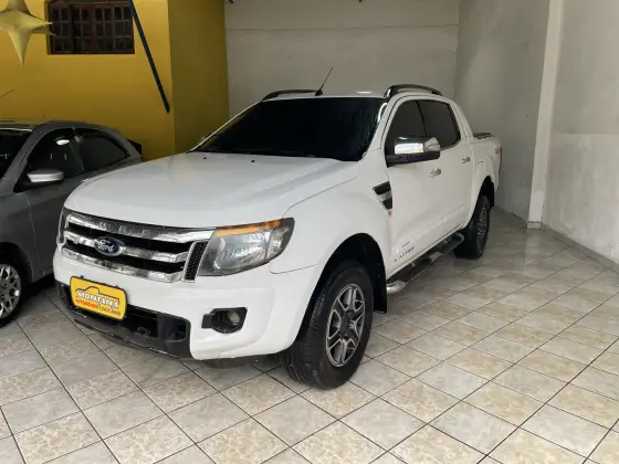 FORD RANGER 3.2 LIMITED PLUS 4X4 CD 20V DIESEL 4P AUTOMÁTICO