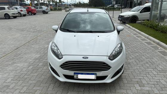 FORD FIESTA 1.6 SEL HATCH 16V FLEX 4P MANUAL