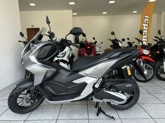 HONDA-ADV-2025