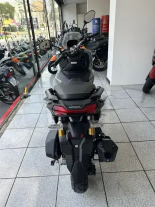 HONDA-ADV-2025