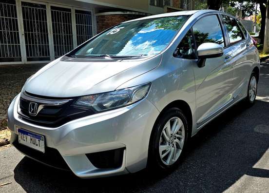 HONDA-FIT-2015