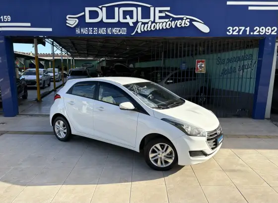 HYUNDAI HB20 1.0 COMFORT PLUS 12V FLEX 4P MANUAL HYUNDAI HB20 1.0 COMFORT PLUS 12V FLEX 4P MANUAL