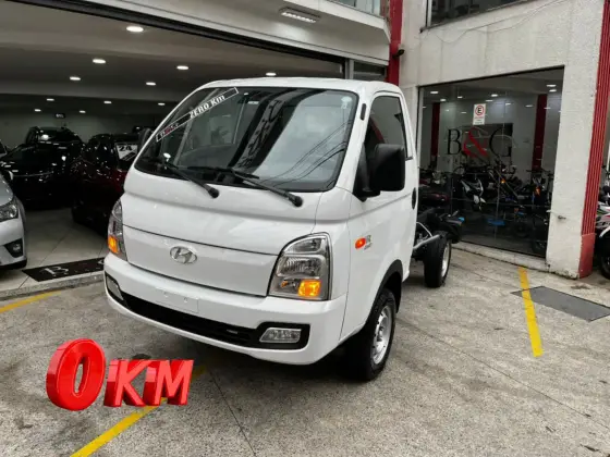 HYUNDAI HR 2.5 TURBO DIESEL CS 4WD MANUAL