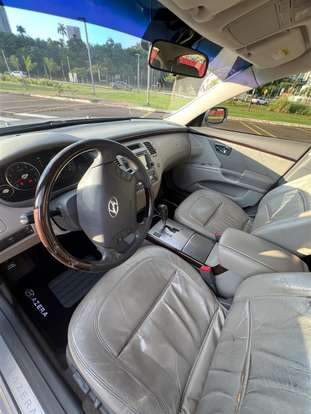 HYUNDAI-AZERA-2010