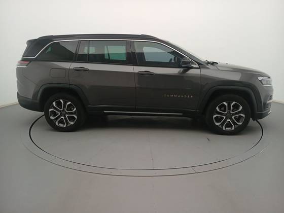 /en/city/cate-car-used-car/jeep-commander-2022-1-3-t270-turbo-flex-limited-at6-43979133896688640/-5