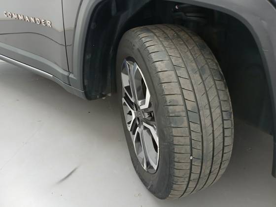 /en/city/cate-car-used-car/jeep-commander-2022-1-3-t270-turbo-flex-limited-at6-43979133896688640/-13