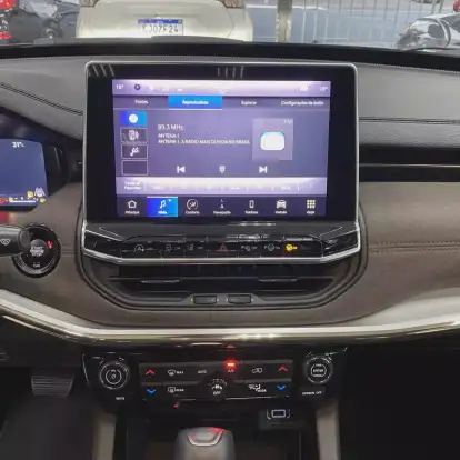 JEEP-COMMANDER-2024