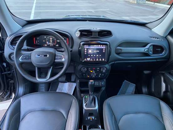 JEEP-RENEGADE-2024