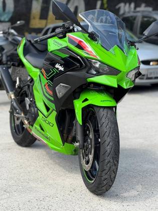KAWASAKI NINJA 500 