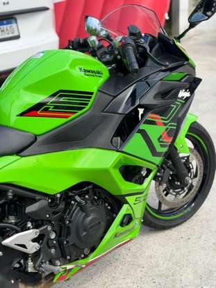 KAWASAKI-NINJA 500-2024