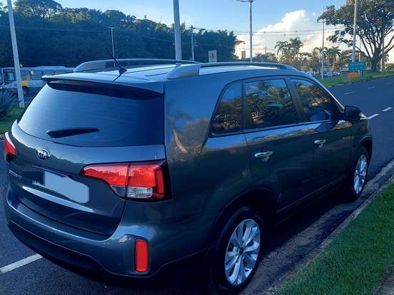 KIA-SORENTO-2.4 16V GASOLINA EX AUTOMÁTICO KIA-SORENTO-2013