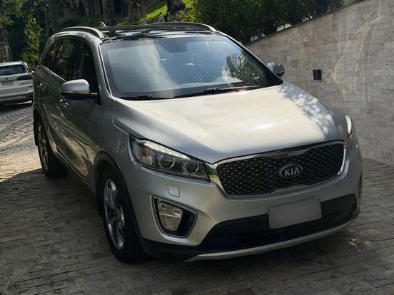 KIA-SORENTO-3.3 V6 GASOLINA EX 7L AUTOMATICO KIA-SORENTO-2017