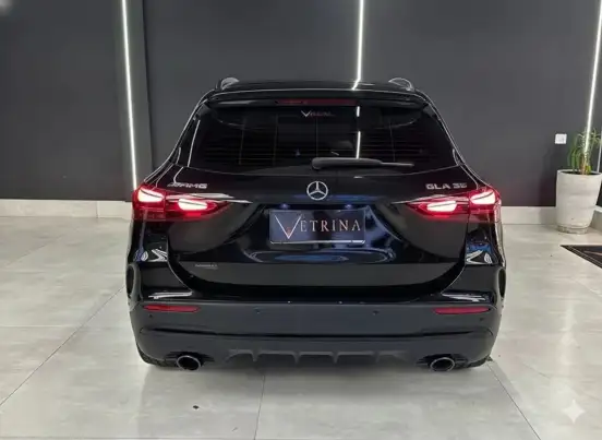 MERCEDES-BENZ-GLA 35 AMG-2025