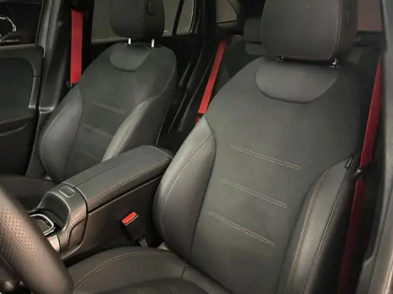 MERCEDES-BENZ-GLA 35 AMG-2.0 MHEV 4MATIC SPEEDSHIFT MERCEDES-BENZ-GLA 35 AMG-2025