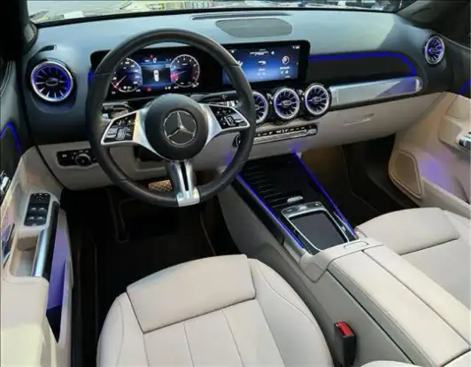 MERCEDES-BENZ-GLB 220-2024