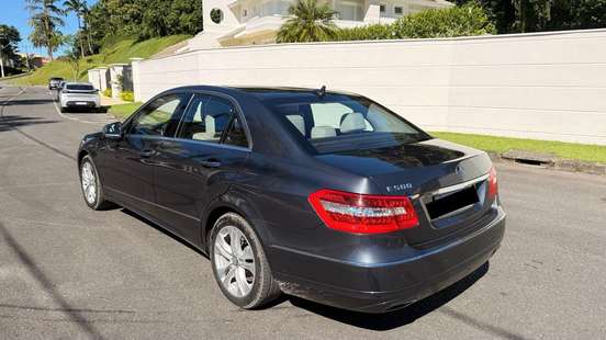 MERCEDES-BENZ-E 500-5.0 AVANTGARDE VR4 V8 GASOLINA 4P AUTOMÁTICO MERCEDES-BENZ-E 500-2011