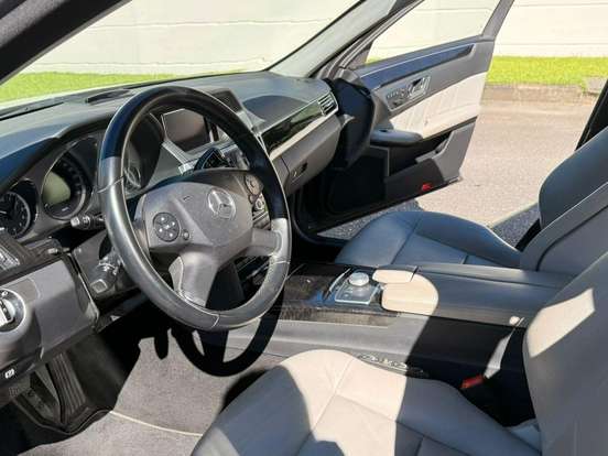 MERCEDES-BENZ-E 500-5.0 AVANTGARDE VR4 V8 GASOLINA 4P AUTOMÁTICO MERCEDES-BENZ-E 500-2011