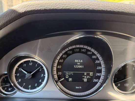 MERCEDES-BENZ-E 500-5.0 AVANTGARDE VR4 V8 GASOLINA 4P AUTOMÁTICO MERCEDES-BENZ-E 500-2011