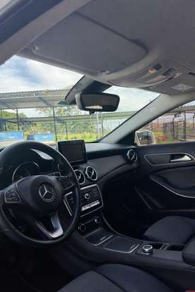 MERCEDES-BENZ-GLA 200-2018